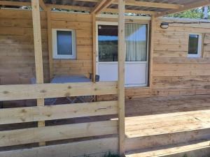 Chalets A la ferme dans le Luberon : photos des chambres