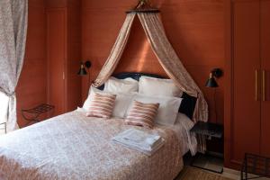 Maisons de vacances FERME DU POIRIER, Piscine & Spa : photos des chambres