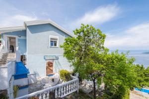 Holiday Home Marina 
