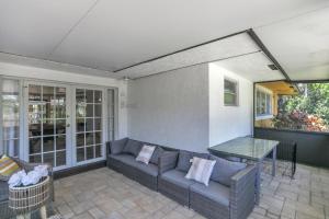 MiaBella of Hollywood home