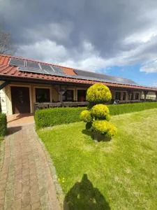 Apartamenty Pod Debem (Ferienwohnungen an der uralten Eiche) - Wiecko