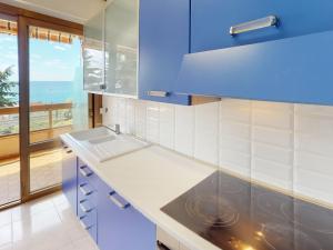 Joli studio avec terrasse et garage privé à Menton - FR-1-196-296