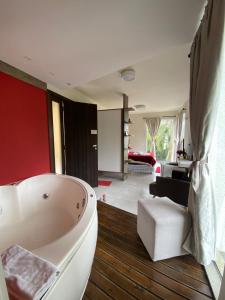 Bombinhas Guest House