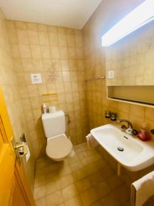 Rooms with Private bathrooms