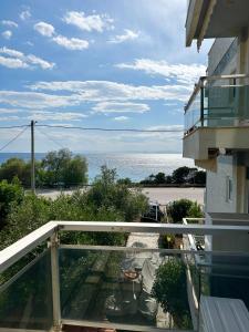 Saronida beach apartments kids and pets friendly