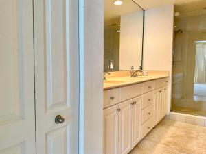 Belle Harbor 803-M - Panoramic Views