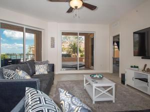 Belle Harbor 310W Luxury Condo with Oversized Balcony