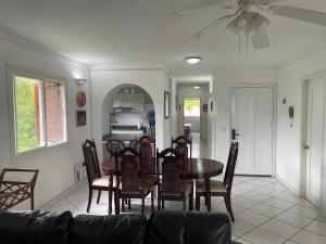 Casa Blanca: Frente al mar