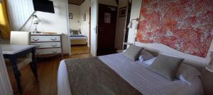 Hotels Le Relais De Launay : photos des chambres