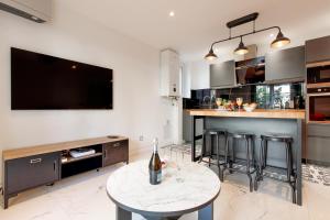 Cyclades YourHostHelper