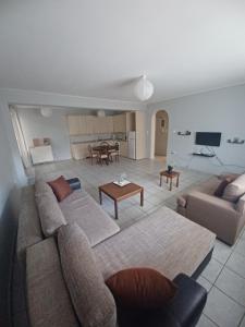 Άνετο Διαμέρισμα