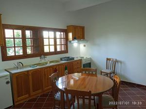 Archontiko Taxiarches Kymi Evia