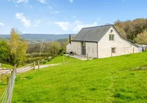 USK Barn - Llanbadoc