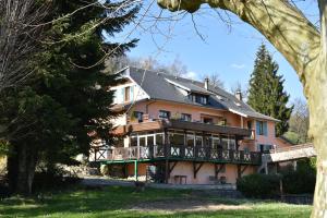 Hotels Les Lodges du Lac : photos des chambres