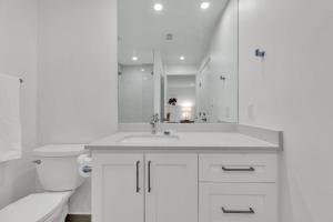 Spectacular Ocean-View Condo in Beachfront Resort, Heated Pool