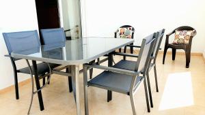 Quarteira Beach Vacation: 2BR steps to the sand