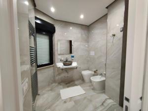 King Suite with Spa Bath