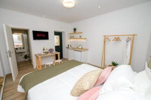 Kumquat studio Gouvia