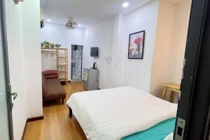Phòng Tiêu chuẩn giường đôi Có giường Sofa (Standard Double Room with Sofa)