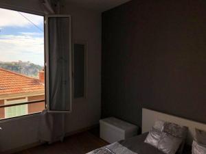 Appartements cap d'ail - quartier calme a 2 pas de monaco : photos des chambres