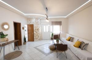 CITY CENTER VILLA HERSONISOS