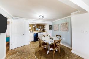 New Kids On The Dock