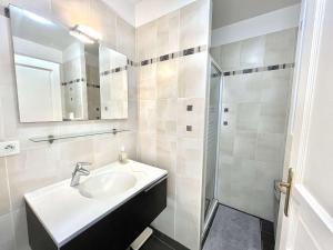 Appartements Appartement Ajaccio, 4 pieces, 8 personnes - FR-1-61-612 : photos des chambres