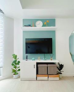 GBUs Studio with Balcony at Azure North Pampanga