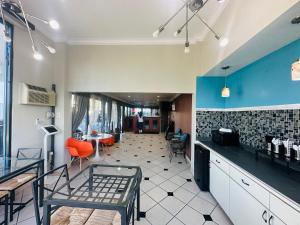 Casa Blanca Hotel - Orange