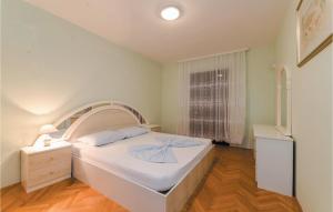 Nice Apartment In Bosana With Wifi