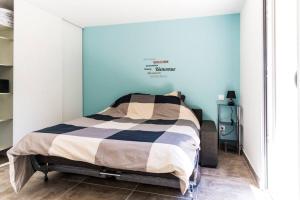 Appartements Studio Charmant U Pinu, 2 personnes, 6 Kms de Porto Vecchio : photos des chambres