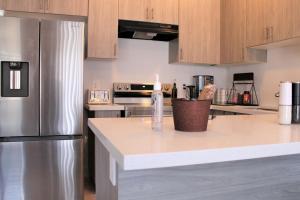 Modern Town House Barrie South