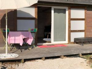 Chalets Chalet bois cosy avec piscine Aix nature : photos des chambres