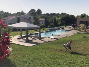 Chalets Chalet bois cosy avec piscine Aix nature : photos des chambres