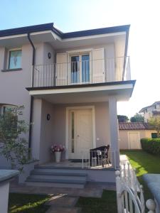 VILLETTA CON GIARDINO