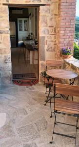 Casa Angolo Cantina nel Castello