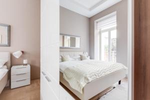 Deluxe Apartment room in Royal Residence Apartment in the Heart of Prague