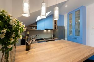 Peaceful 2-bedroom apartment Srebreno