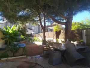 Appartements 50M2 TOUT CONFORT JARDIN TERRASSE BALCONS 2PERS : photos des chambres