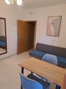 Apartment in Punat with Terrace, Air conditioning, Wi-Fi, Washing machine (3829-2)