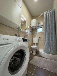 Apartment in Vir with balcony, air conditioning, WiFi, washing machine 4762-1