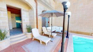 Qala Bed&Breakfast with swimming pool - IL-Wenniessa