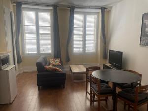 Appartements BEAUGENCY PROCHE CHAMBORD : photos des chambres