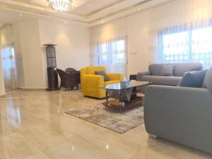 Khalda Rooftop Apt.