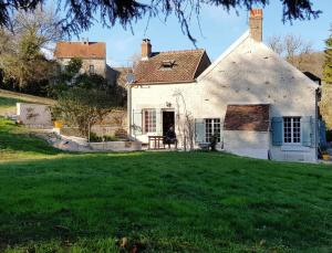 Maisons de vacances Les Pleurotes, sympathique ferme proche Vezelay. : photos des chambres