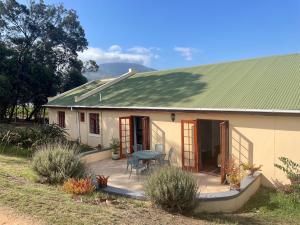 Lakeview Cottage: Rural Retreat