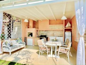 Villa Evmaria with private swimming pool