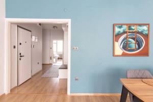 2BR Bright Kadıköy Apartment & AC in Every Room