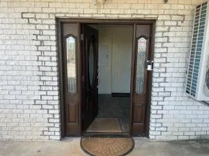 Beautiful Room Just Waiting for You! - Benton