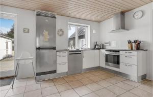 Holiday Home Stenbjerg Kirkevej